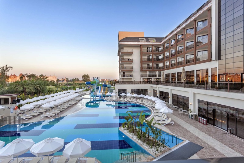 GLAMOUR RESORT & SPA