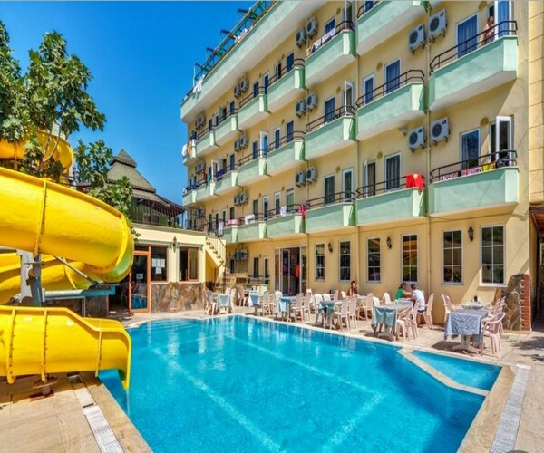GOLDEN SUN HOTEL
