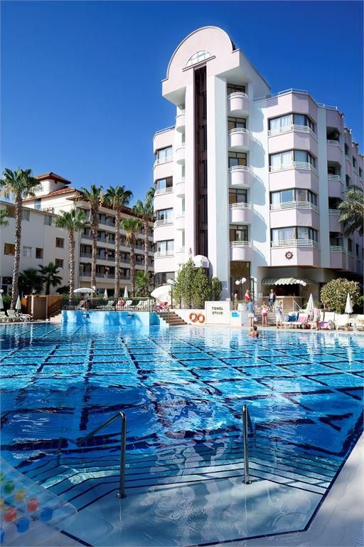 AQUA HOTEL
